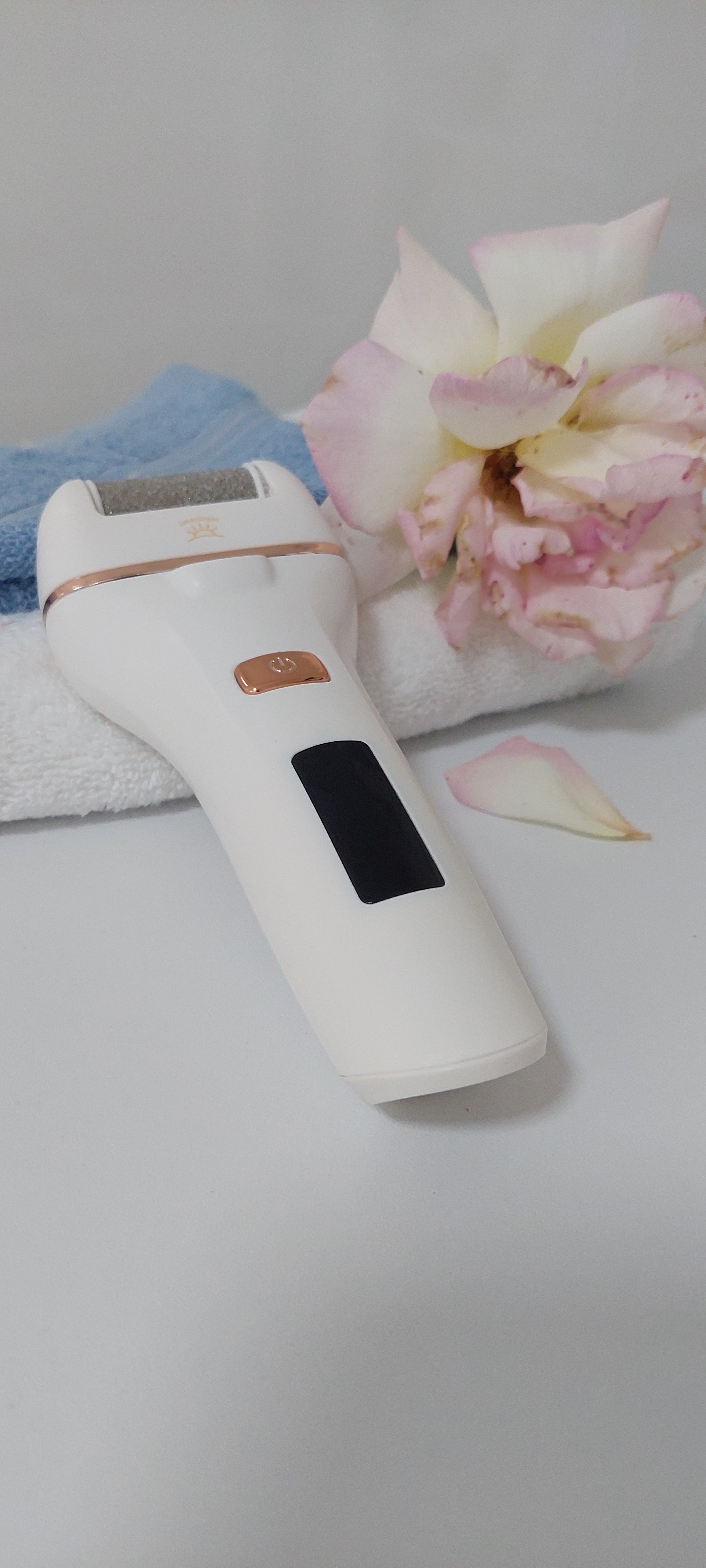 pila elctrica calcaie plus prosop cu floare